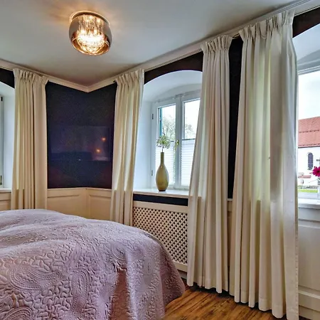 Boutique Post 3* اندشز