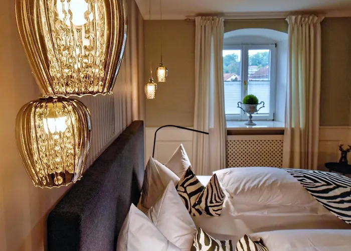 Boutique Post Hotel 3*