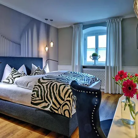 Boutique Post Hotel